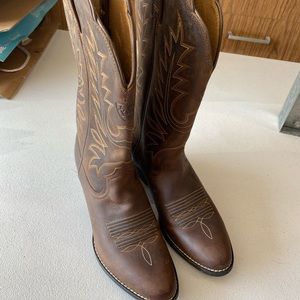 Ariat cowboy boots